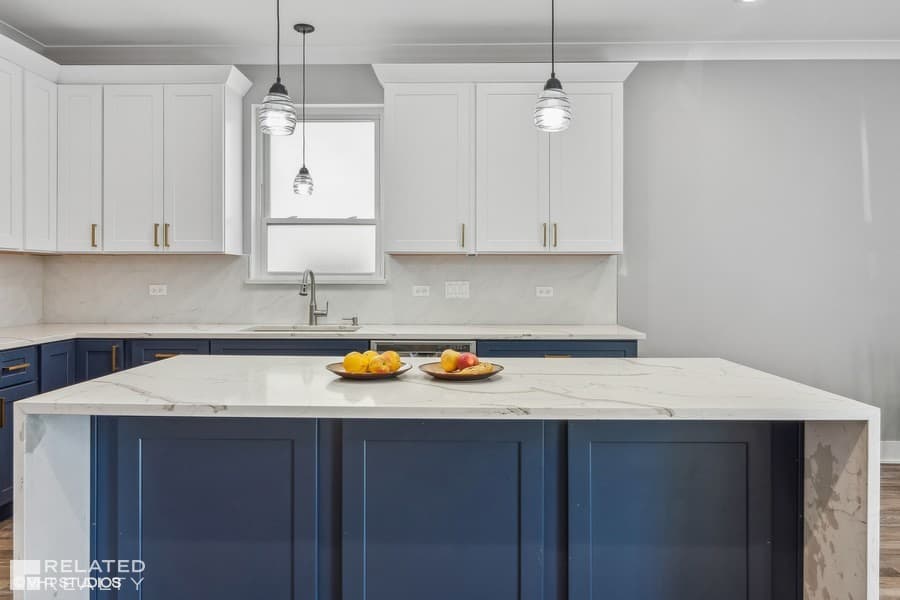 Warren, 3014 W Warren Blvd, Chicago — view 3