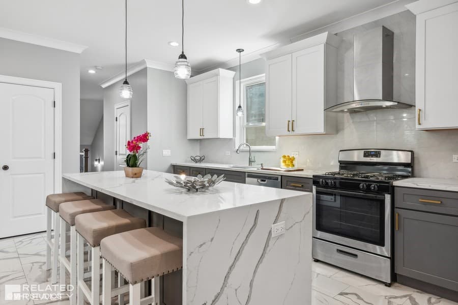 Warren, 3014 W Warren Blvd, Chicago — view 5